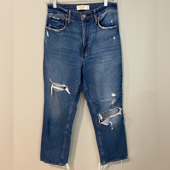 Abercrombie Ankle Straight Ultra High Rise 27/4L - Picture 3 of 5